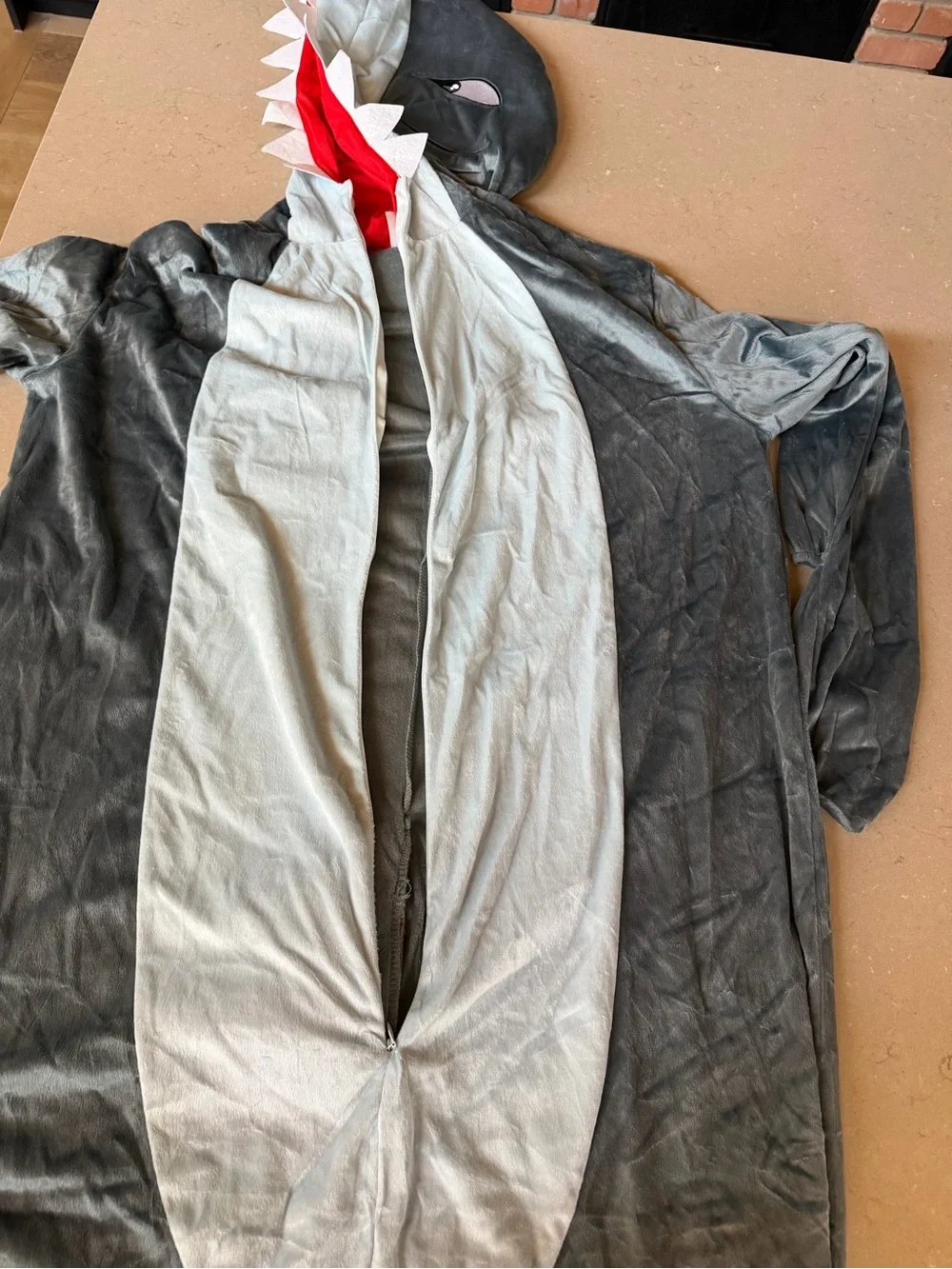 Spirit Halloween Shark Jumpsuit Costume Adult SM/MD Plush Hooded One-Piece NWOT - Picture 4 of 12